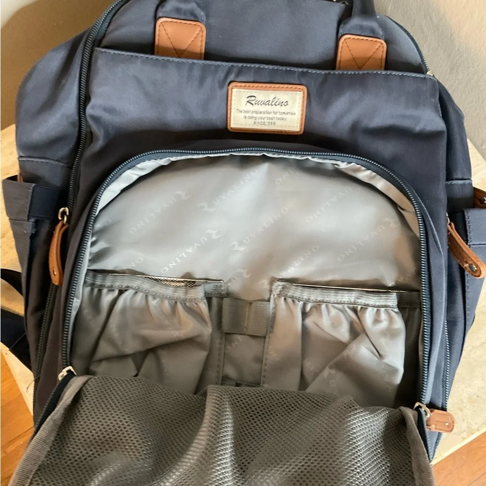 Ruvalino Classic Diaper Bag Backpack, Navy Blue, Unisex, EUC!